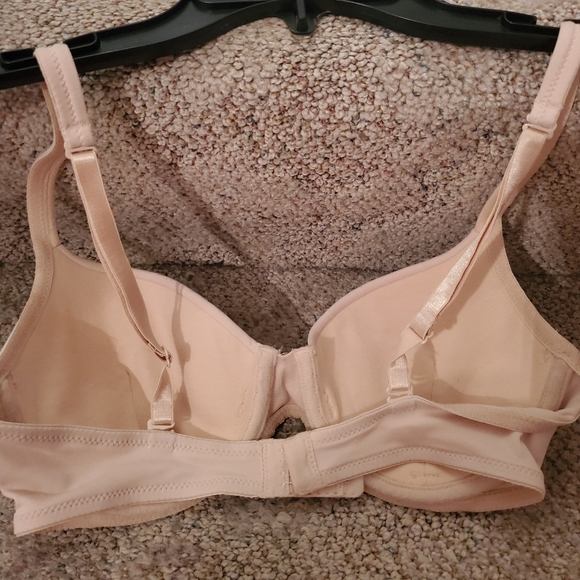 Bra delicates 34C tan with small rose in center front wpl #11935 - Picture 2 of 4